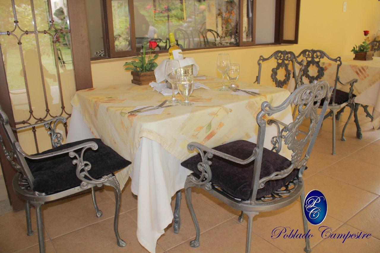 Hotel Poblado Campestre Medellin Bagian luar foto