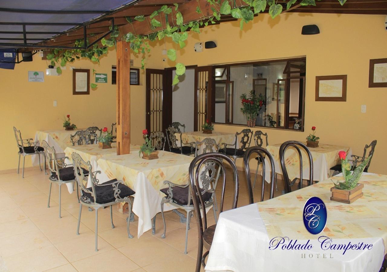 Hotel Poblado Campestre Medellin Bagian luar foto